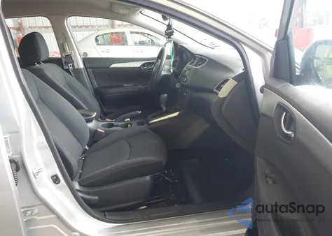 2017 Nissan Sentra S z USA, uszkodzony, nr VIN 3N1AB7AP8HY223555